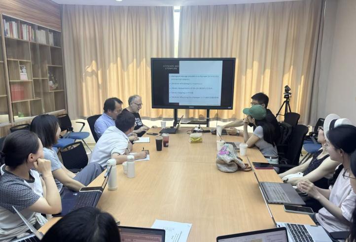 深圳大学Péter Hajdu教授应邀为e8体育官网师生作学术讲座
